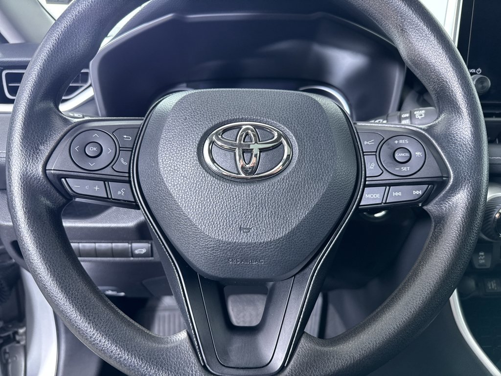 Used 2024 Toyota RAV4 XLE w/ Convenience Package image 19