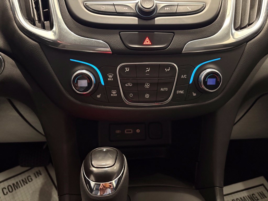 Used 2021 Chevrolet Equinox LT AWD/4WD image 35