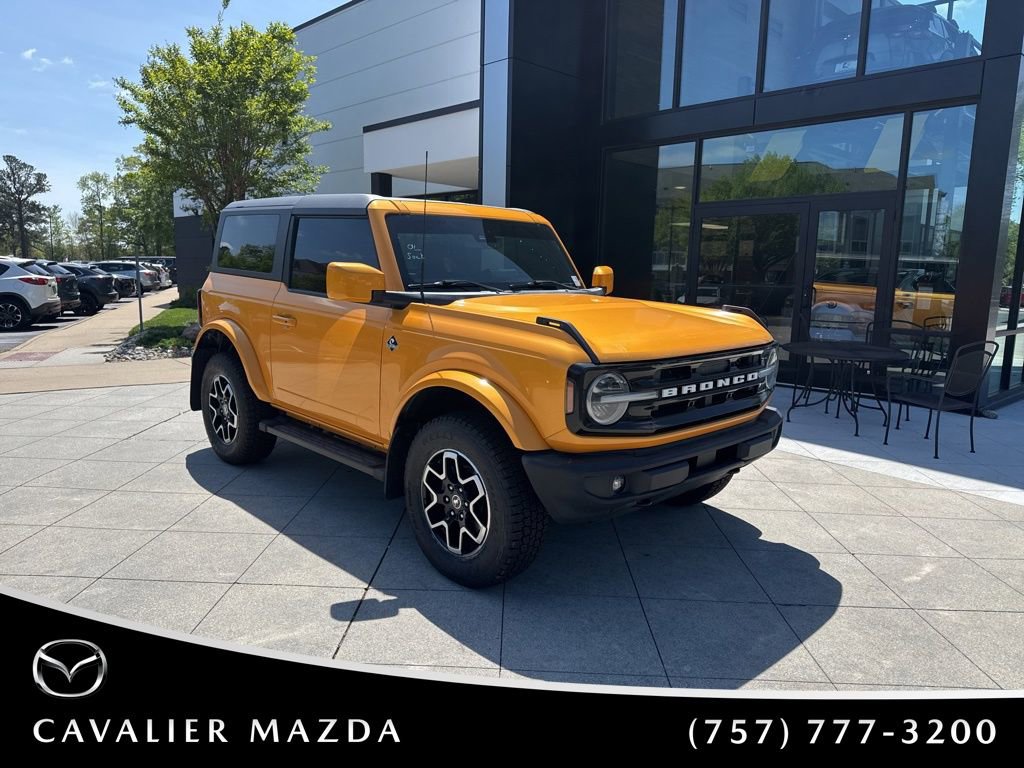 Used 2021 Ford Bronco Outer Banks image 1