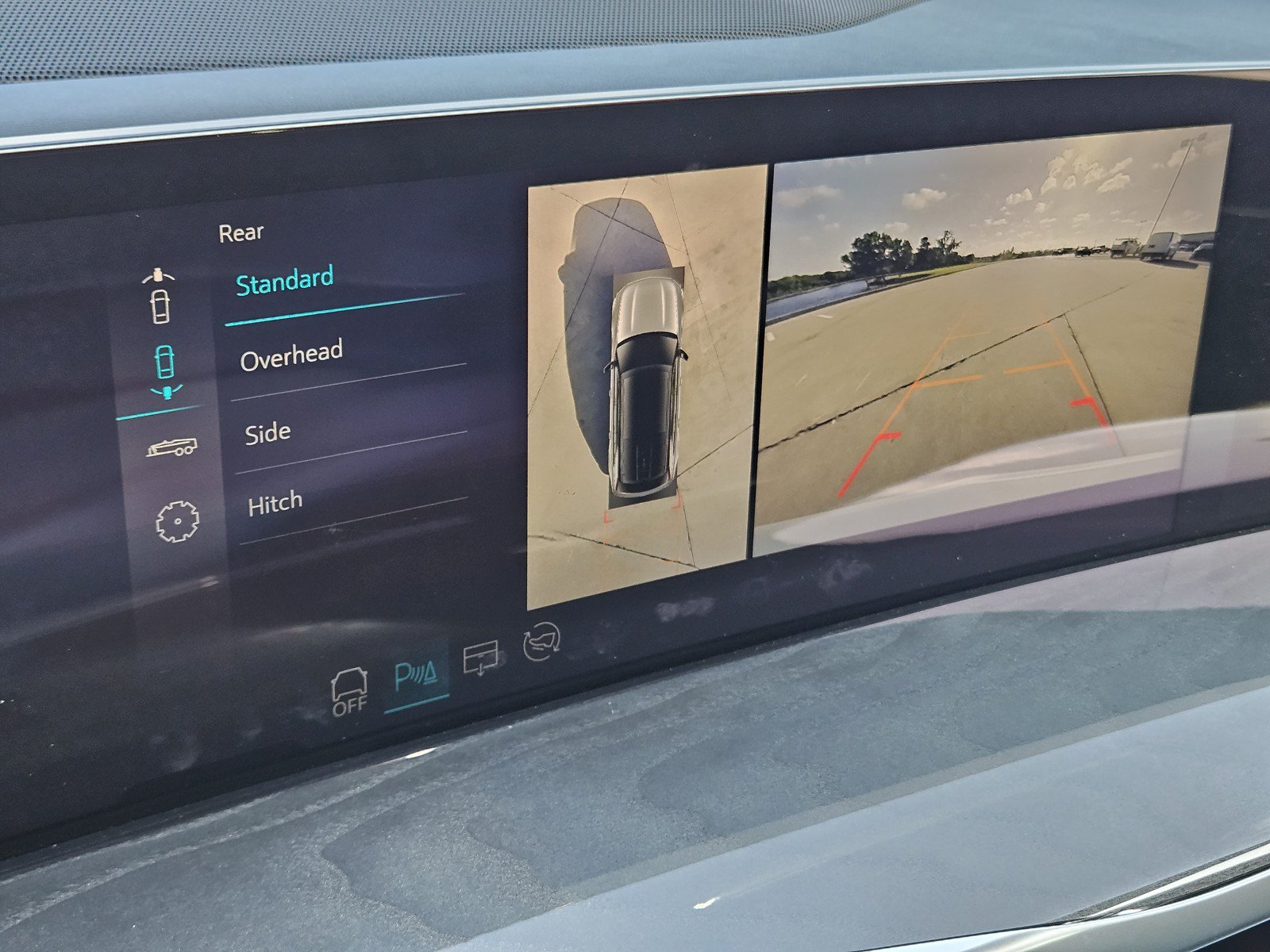 New 2025 Cadillac Escalade IQ Sport 2 AWD/4WD image 12