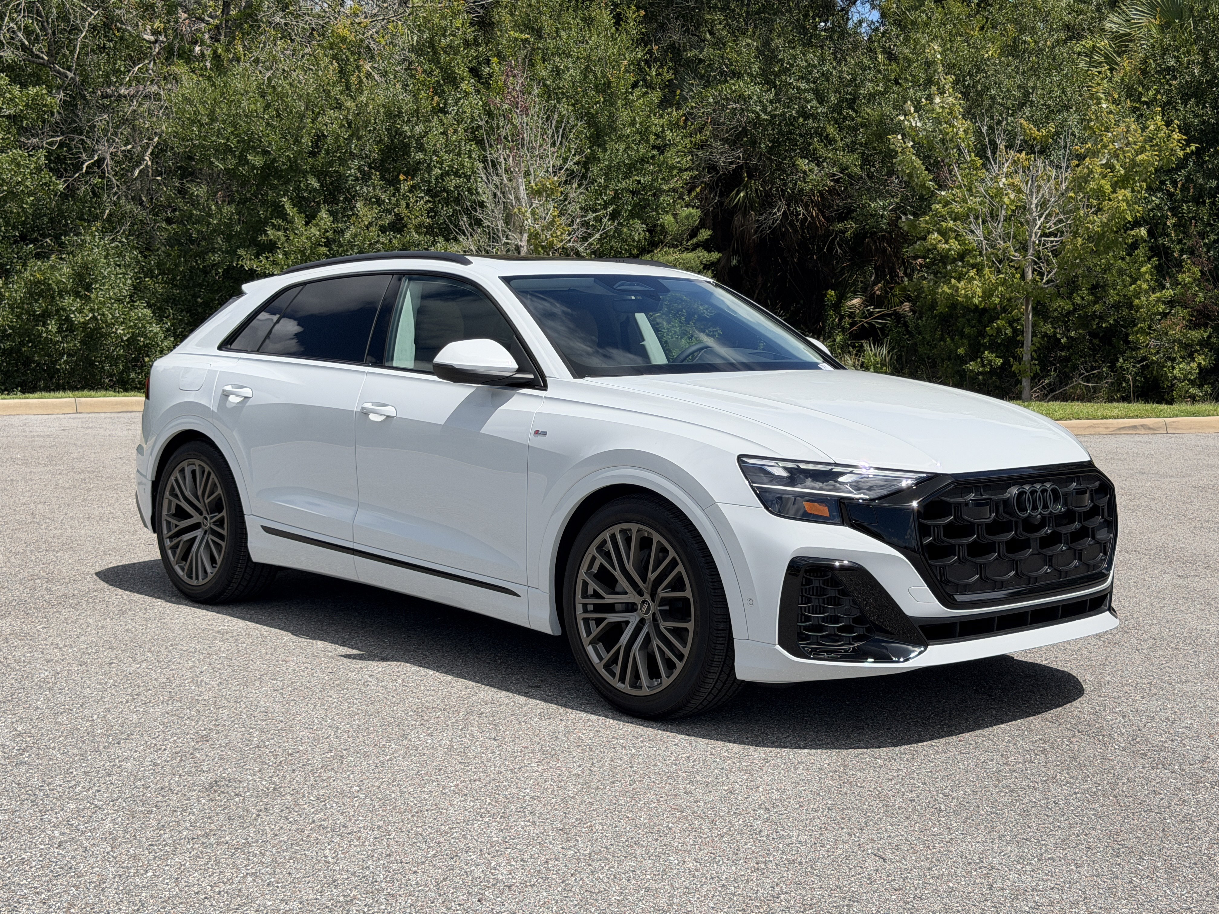 New 2027 Audi Q8 Prestige AWD/4WD image 1
