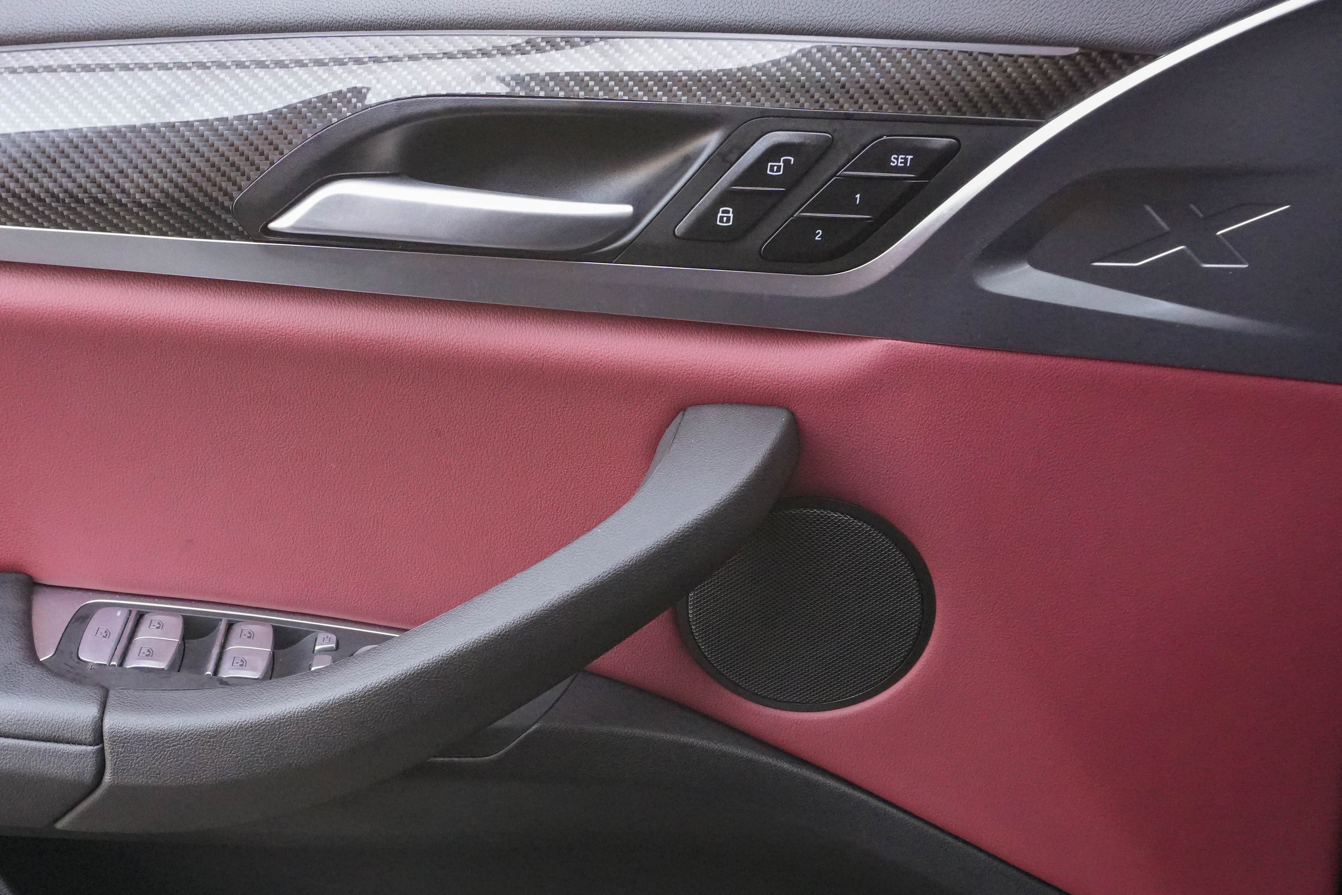 Certified 2024 BMW X4 M40i w/ Premium Package image 16