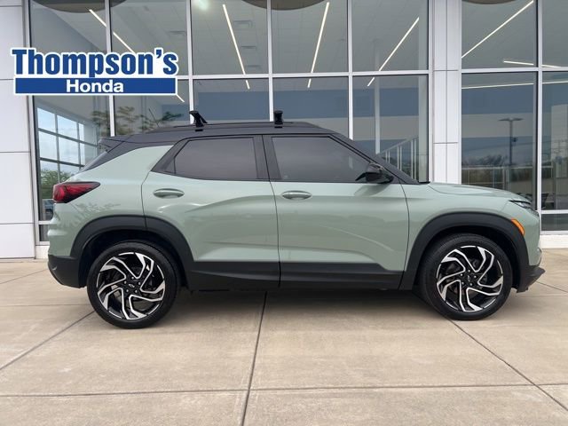 Used 2024 Chevrolet TrailBlazer RS image 2