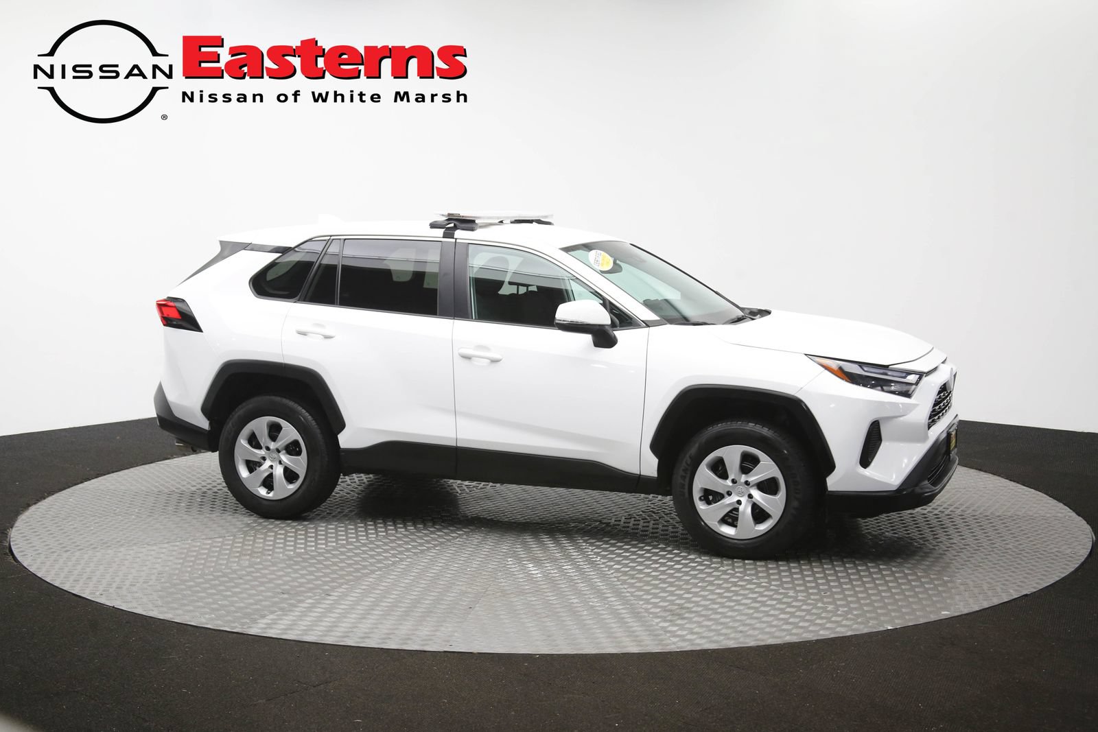Used 2023 Toyota RAV4 LE AWD/4WD image 46