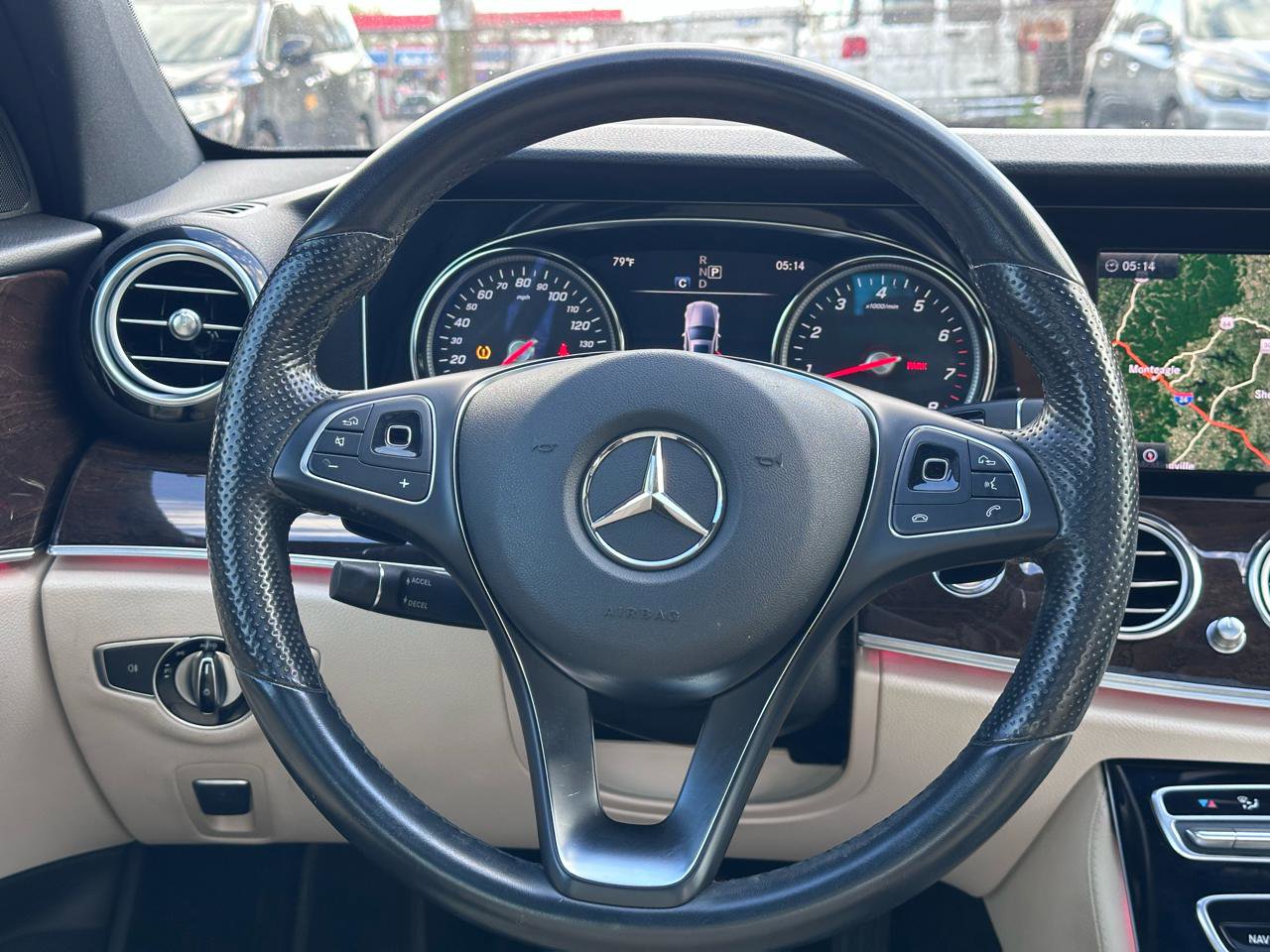 Used 2017 Mercedes-Benz E 300 image 24