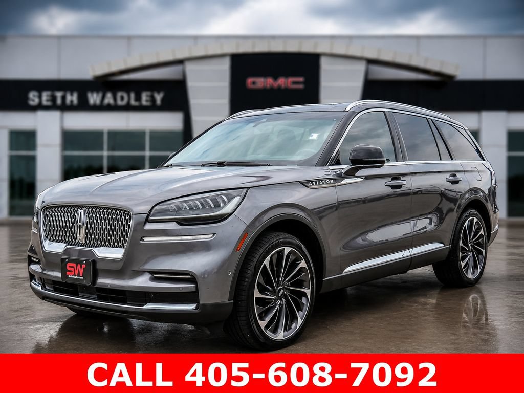 Used 2022 Lincoln Aviator Reserve w/ Equipment Group 201A AWD/4WD image 3