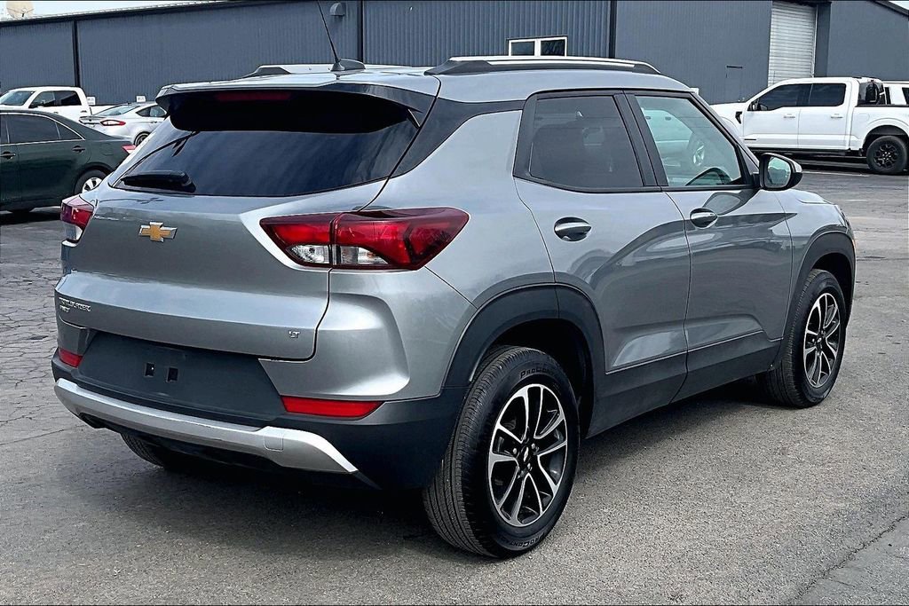 Used 2025 Chevrolet TrailBlazer LT image 9