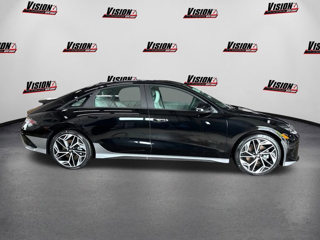 New 2025 Hyundai Ioniq 6 SEL image 4