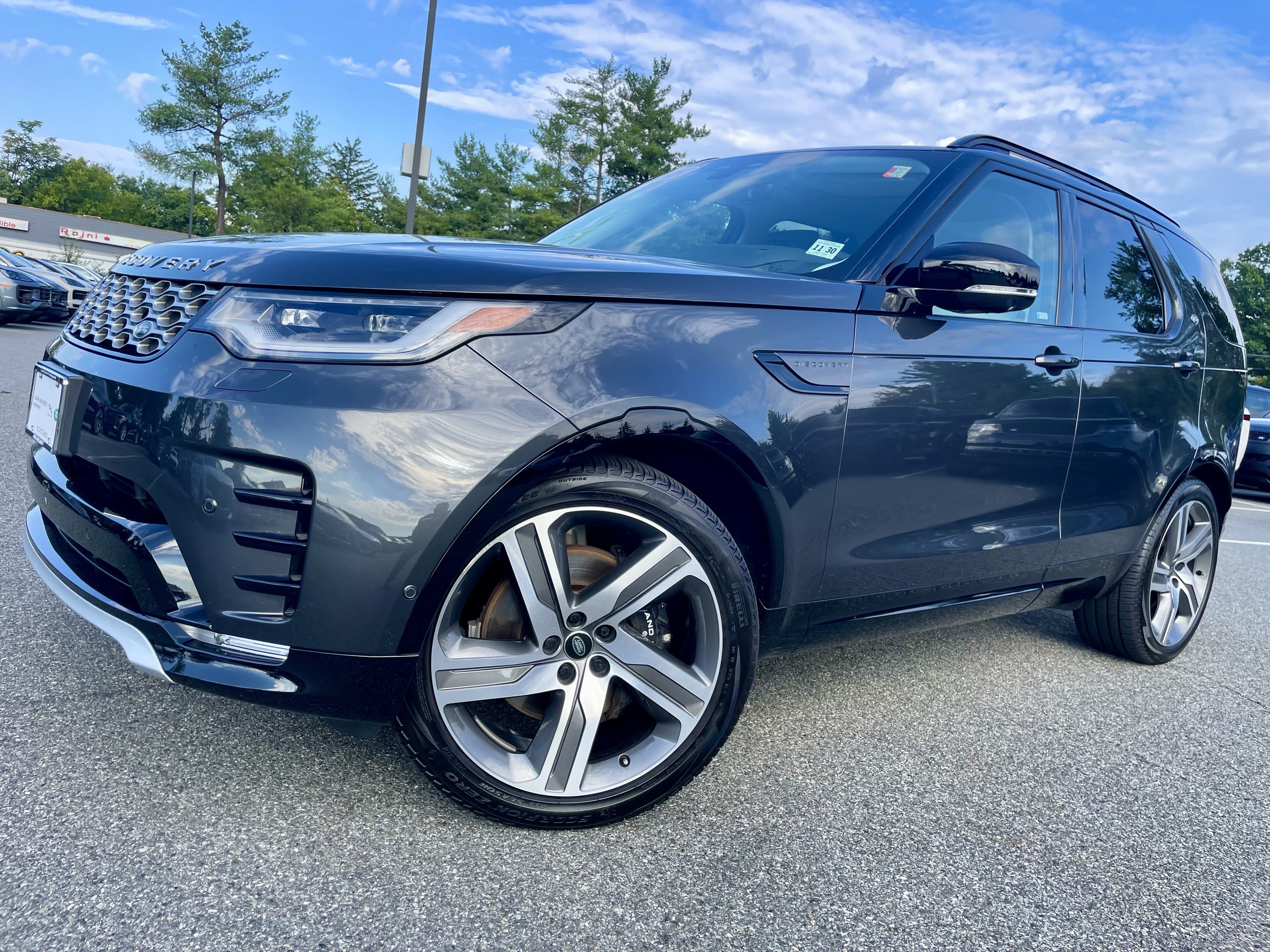 Certified 2025 Land Rover Discovery Metropolitan Edition AWD/4WD image 37