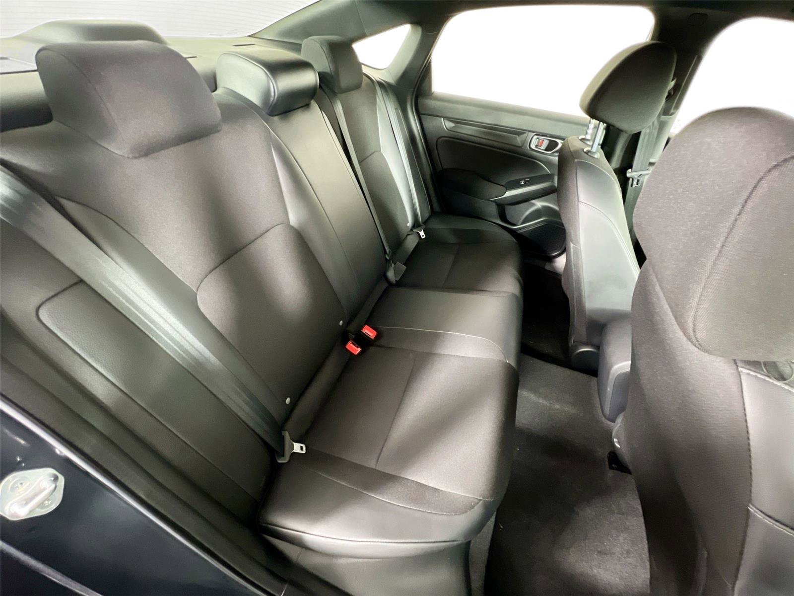 Used 2024 Honda Civic Sport image 25