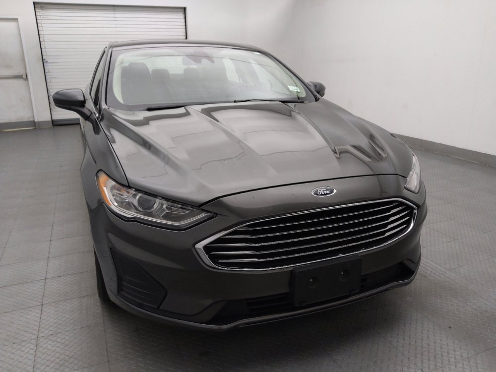 Used 2019 Ford Fusion SE FWD image 14