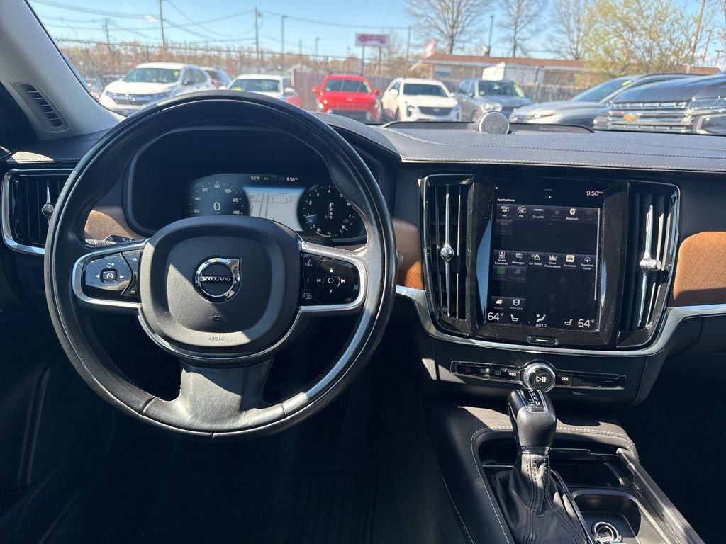 Used 2018 Volvo S90 T6 Inscription w/ Convenience Package AWD/4WD image 21