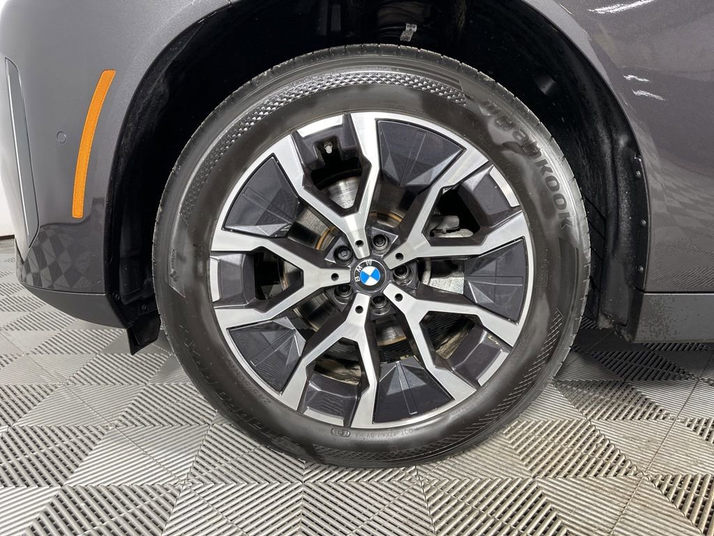Used 2025 BMW X3 xDrive30i w/ Premium Package image 6