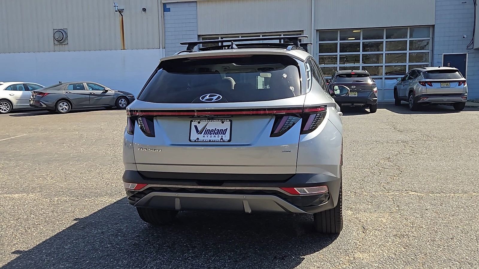 Certified 2023 Hyundai Tucson Limited AWD/4WD image 7