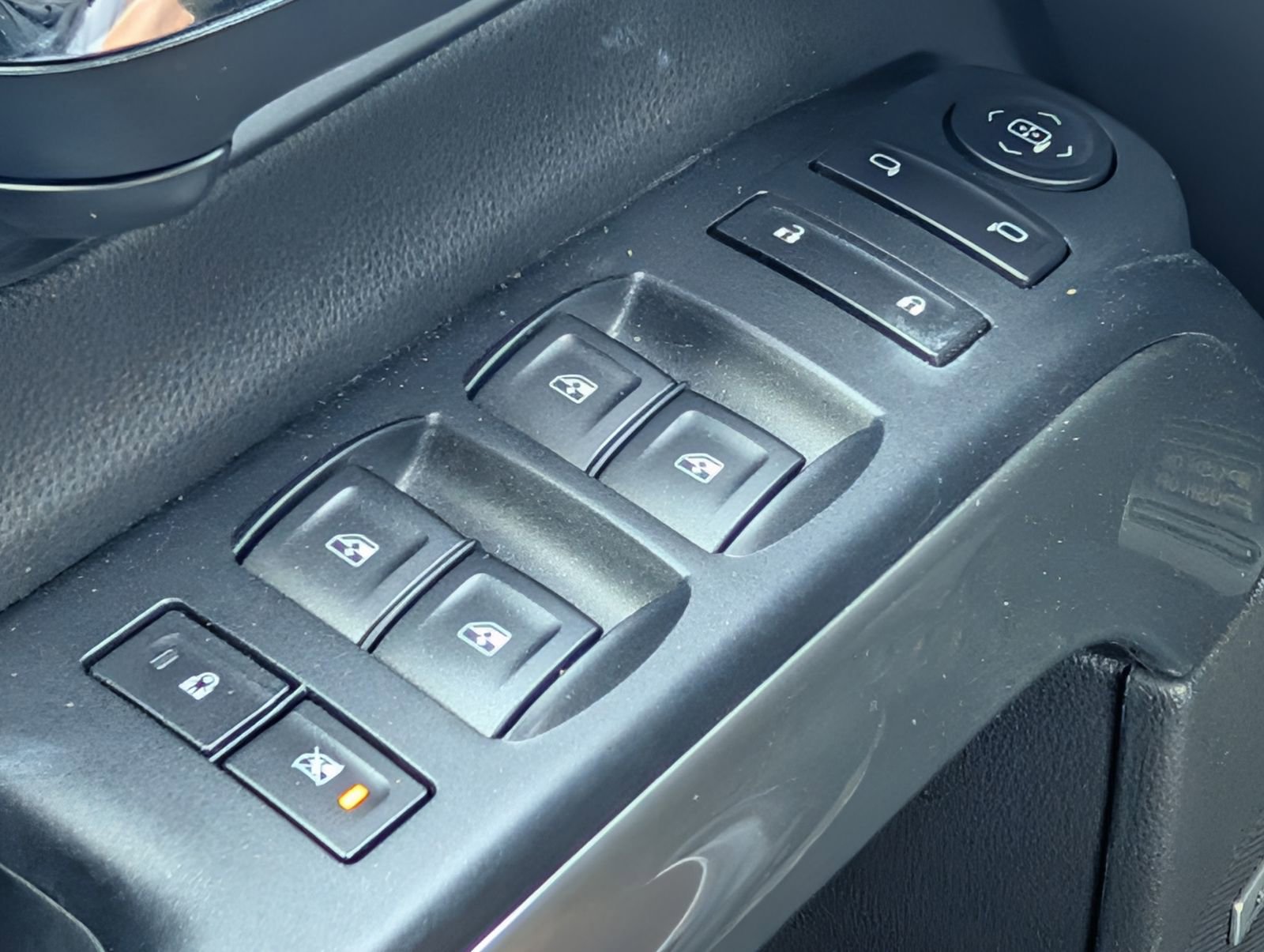 Used 2016 Chevrolet Silverado 1500 LT w/ All Star Edition image 16