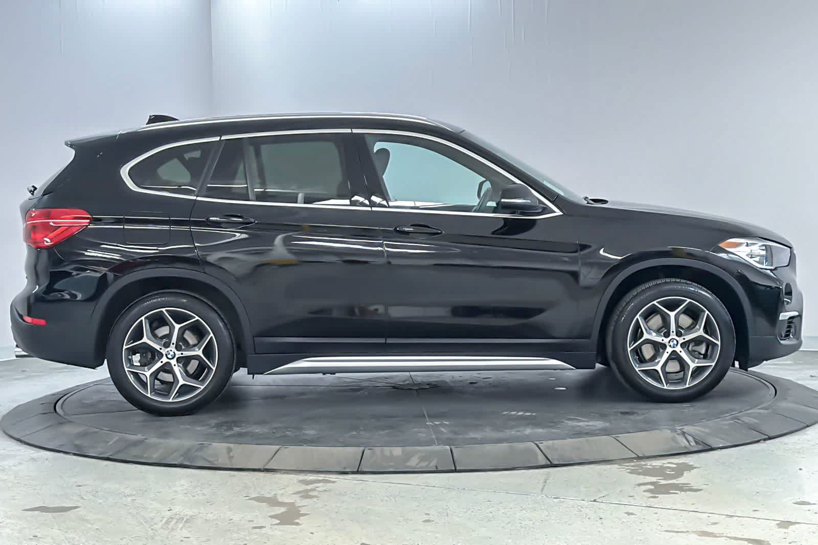 Used 2019 BMW X1 xDrive28i w/ Convenience Package AWD/4WD image 8