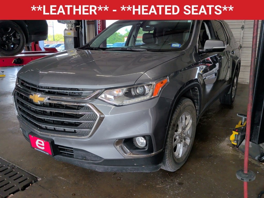 Used 2019 Chevrolet Traverse LT FWD image 3