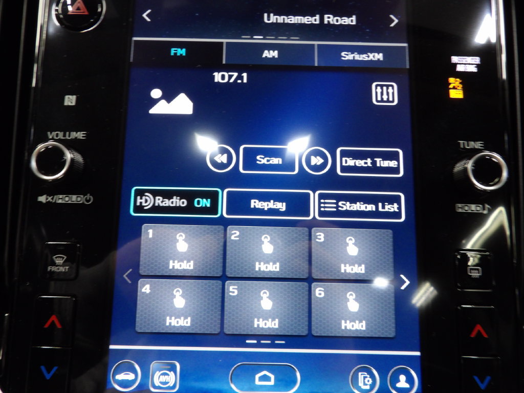 Used 2023 Subaru Ascent Touring w/ Popular Package #2A AWD/4WD image 26