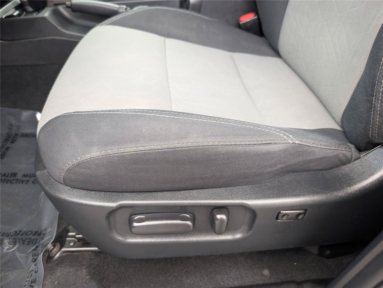 Used 2021 Toyota Tacoma TRD Sport w/ Technology Package AWD/4WD image 19