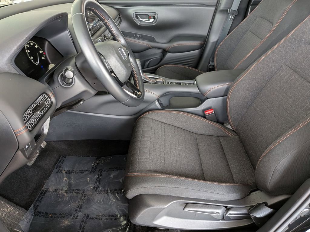 Used 2025 Honda HR-V Sport image 20