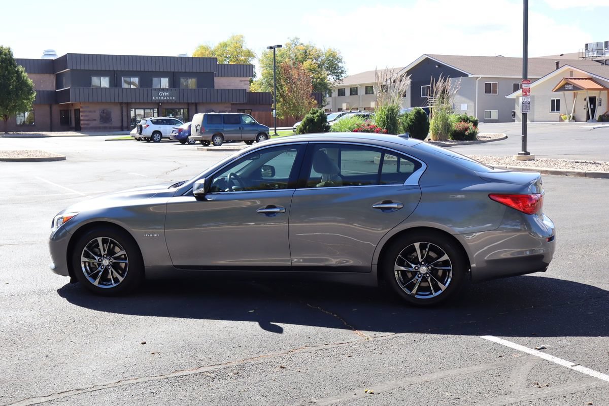 Used 2015 INFINITI Q50 Premium w/ Deluxe Technology Package AWD/4WD image 8