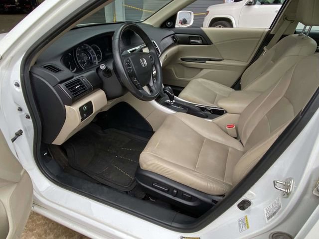 Used 2015 Honda Accord EX-L image 11
