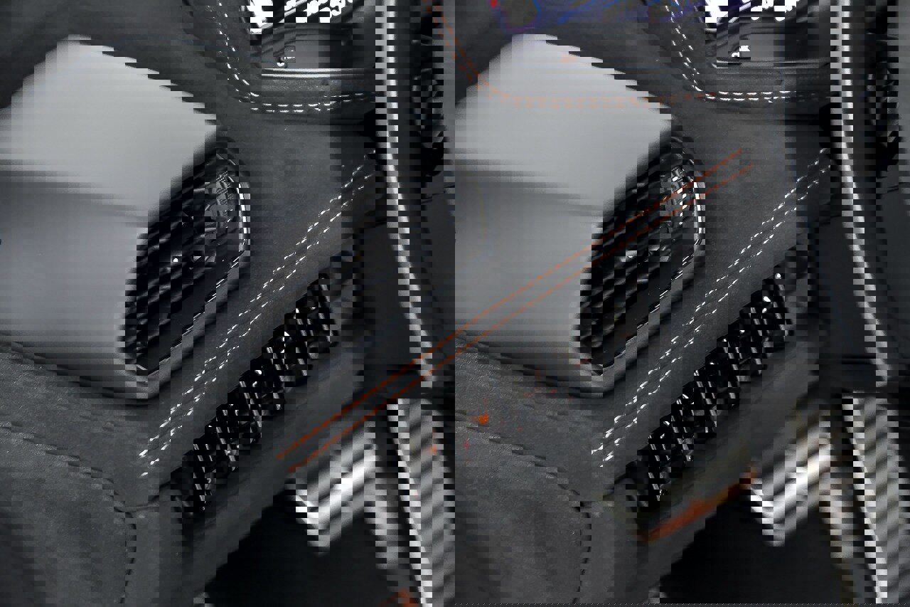 Used 2021 Lamborghini Huracan STO image 27