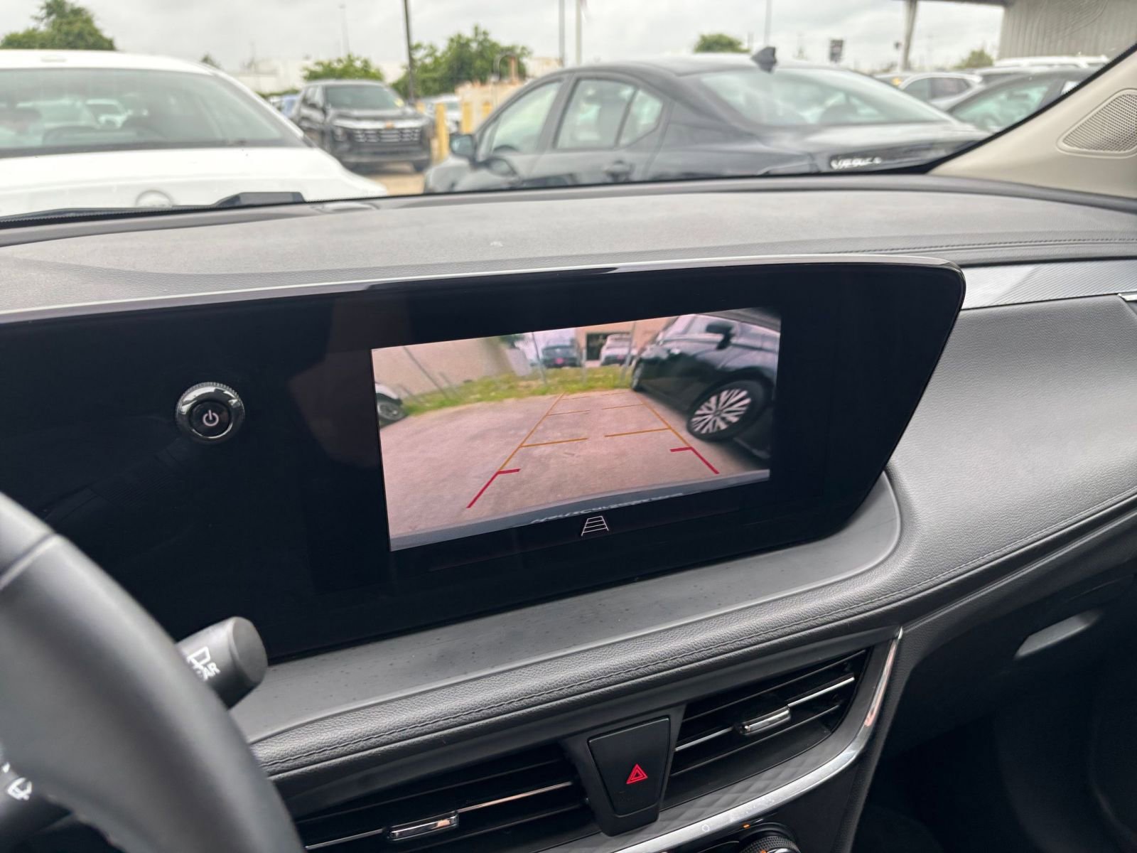Used 2025 Buick Encore GX Preferred FWD image 22