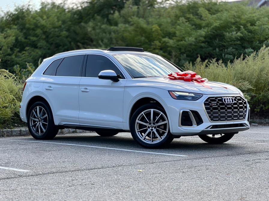 Used 2023 Audi SQ5 Premium Plus w/ Premium Plus Package image 1