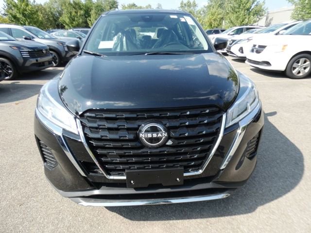 New 2025 Nissan Kicks Play S image 8