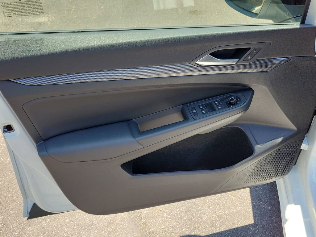 New 2026 Volkswagen Golf image 12