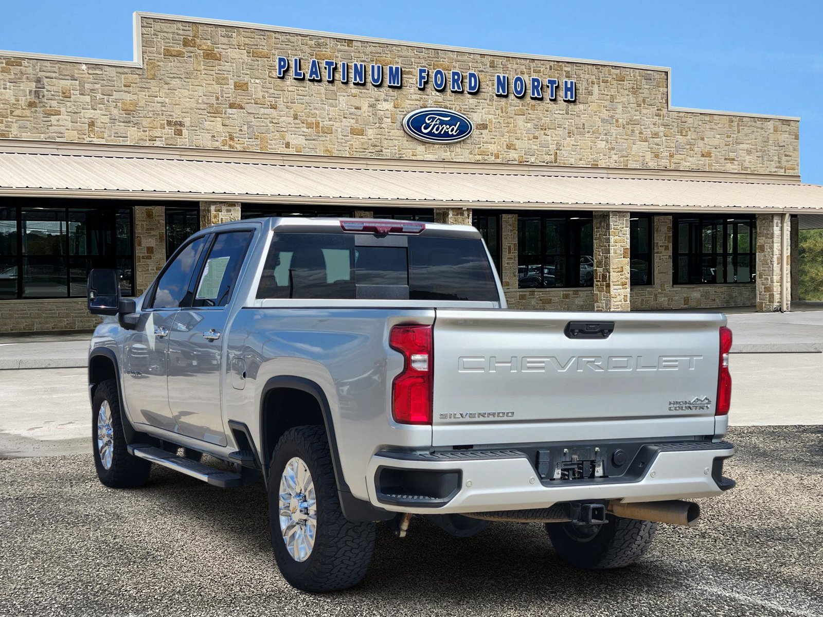 Used 2021 Chevrolet Silverado 2500 High Country w/ Z71 Off-Road Package AWD/4WD image 4