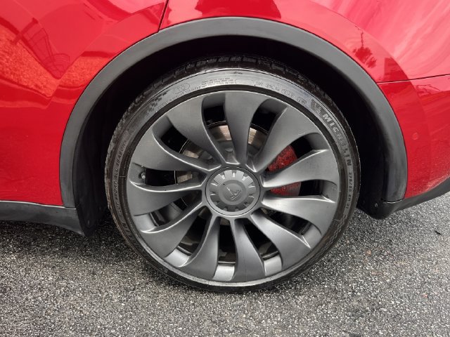 Used 2022 Tesla Model Y Performance AWD/4WD image 38