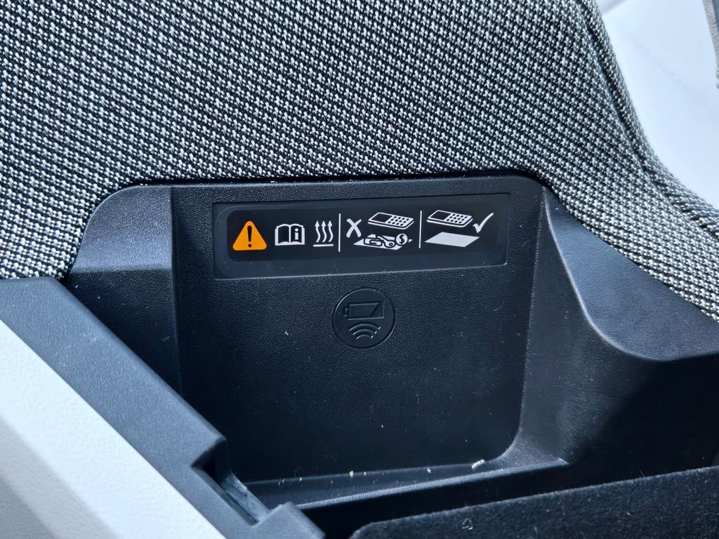 New 2025 Cadillac Optiq Sport 1 image 27