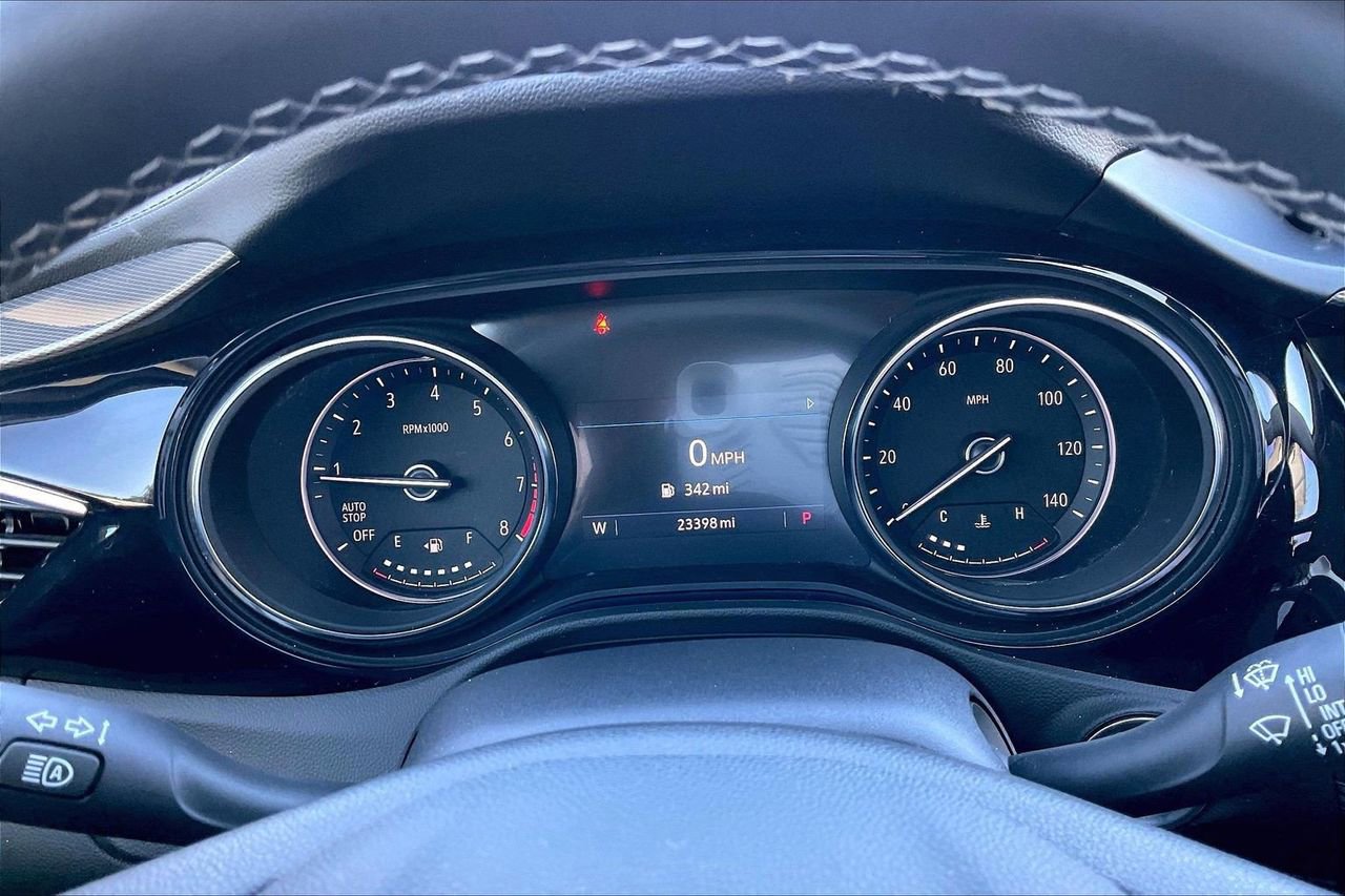 Used 2023 Buick Encore GX Select image 11