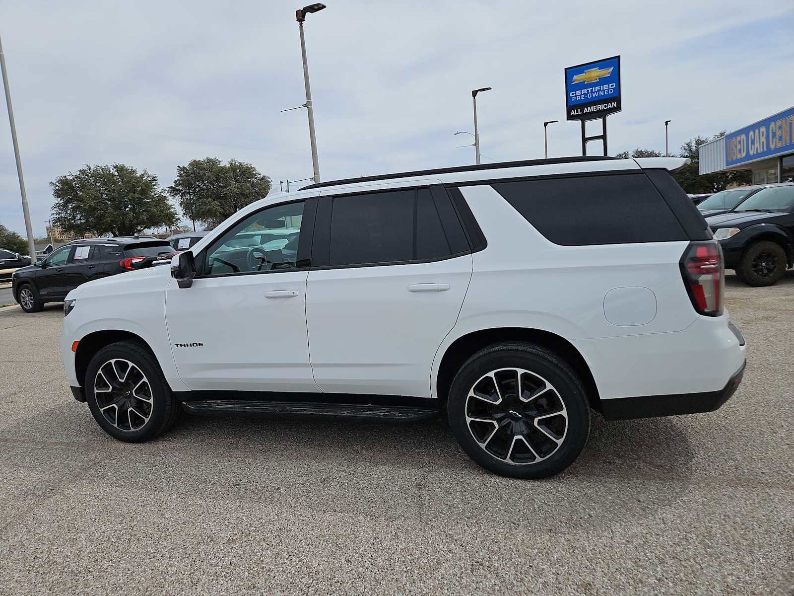 Used 2023 Chevrolet Tahoe RST w/ Luxury Package image 11