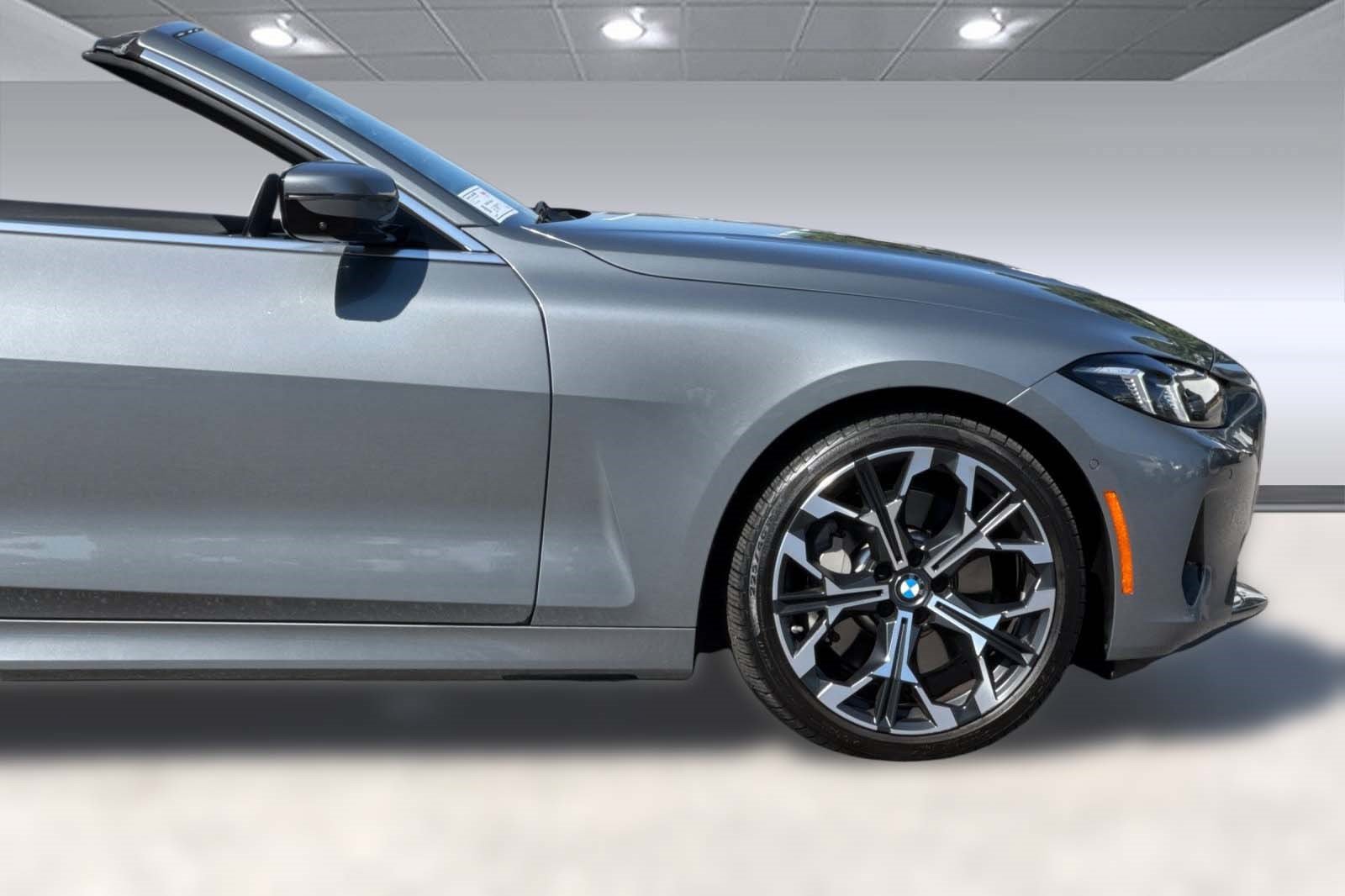 Used 2025 BMW 430i Convertible w/ Convenience Package RWD image 34