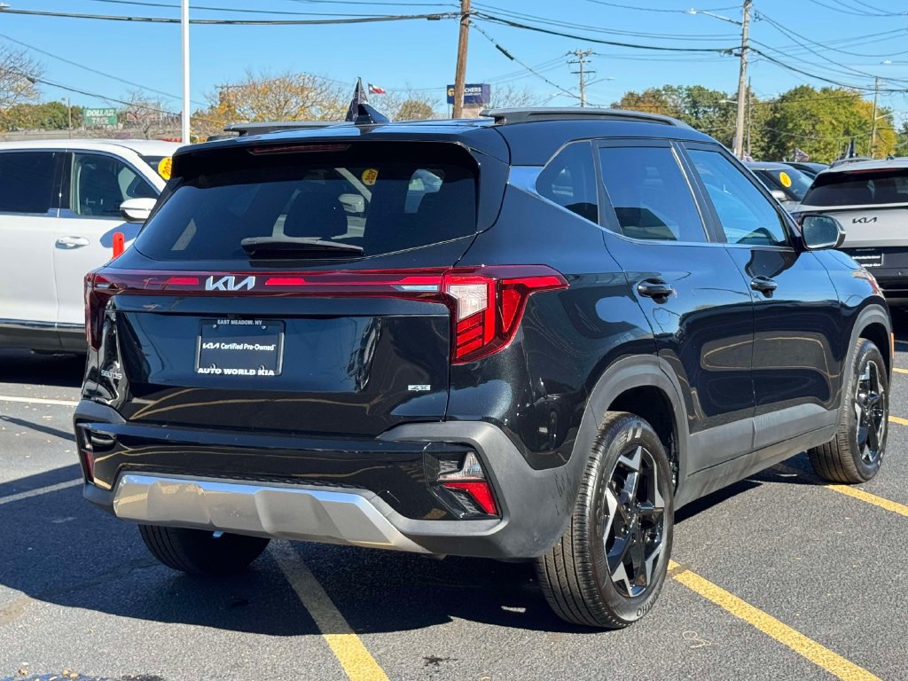 Certified 2024 Kia Seltos EX AWD/4WD image 7