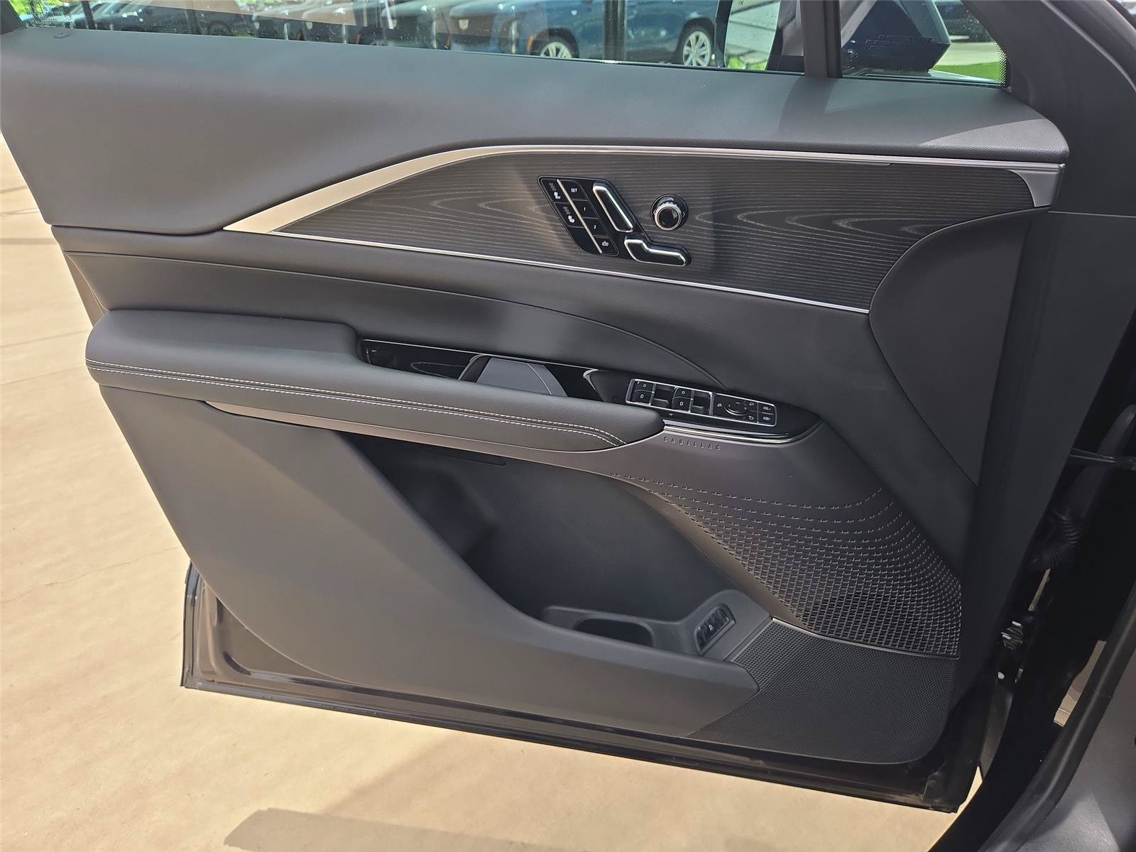 New 2025 Cadillac Lyriq Sport w/ LPO, Floor Liner Package AWD/4WD image 24
