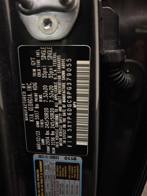 Certified 2023 Kia Telluride S w/ S Sunroof Package AWD/4WD image 12
