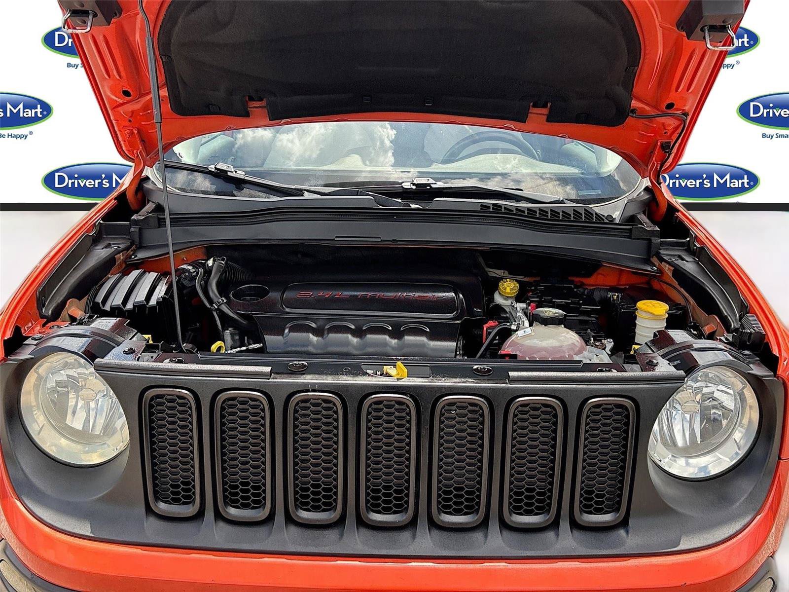 Used 2015 Jeep Renegade Latitude FWD image 27