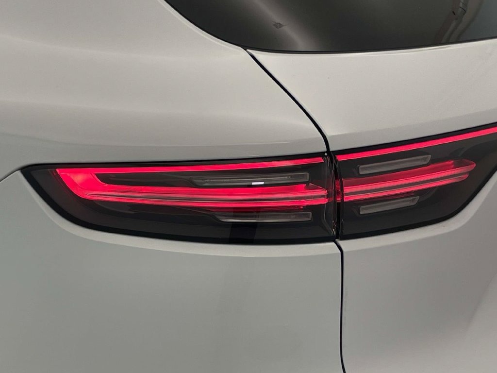 Certified 2023 Porsche Cayenne GTS AWD/4WD image 16