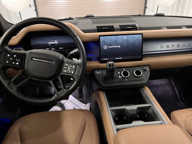 Used 2025 Land Rover Defender 130 V8 image 17