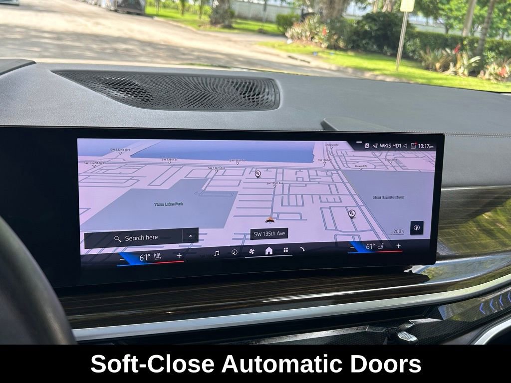 Used 2024 BMW X7 xDrive40i image 21