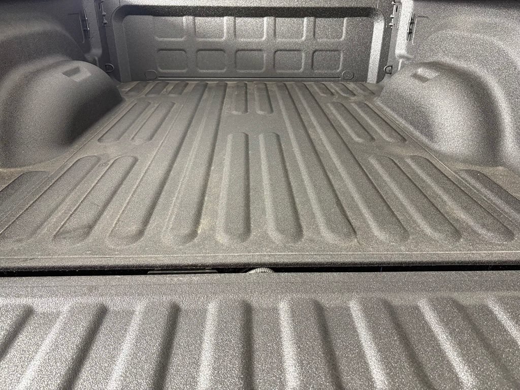New 2026 RAM 2500 Laramie AWD/4WD image 36