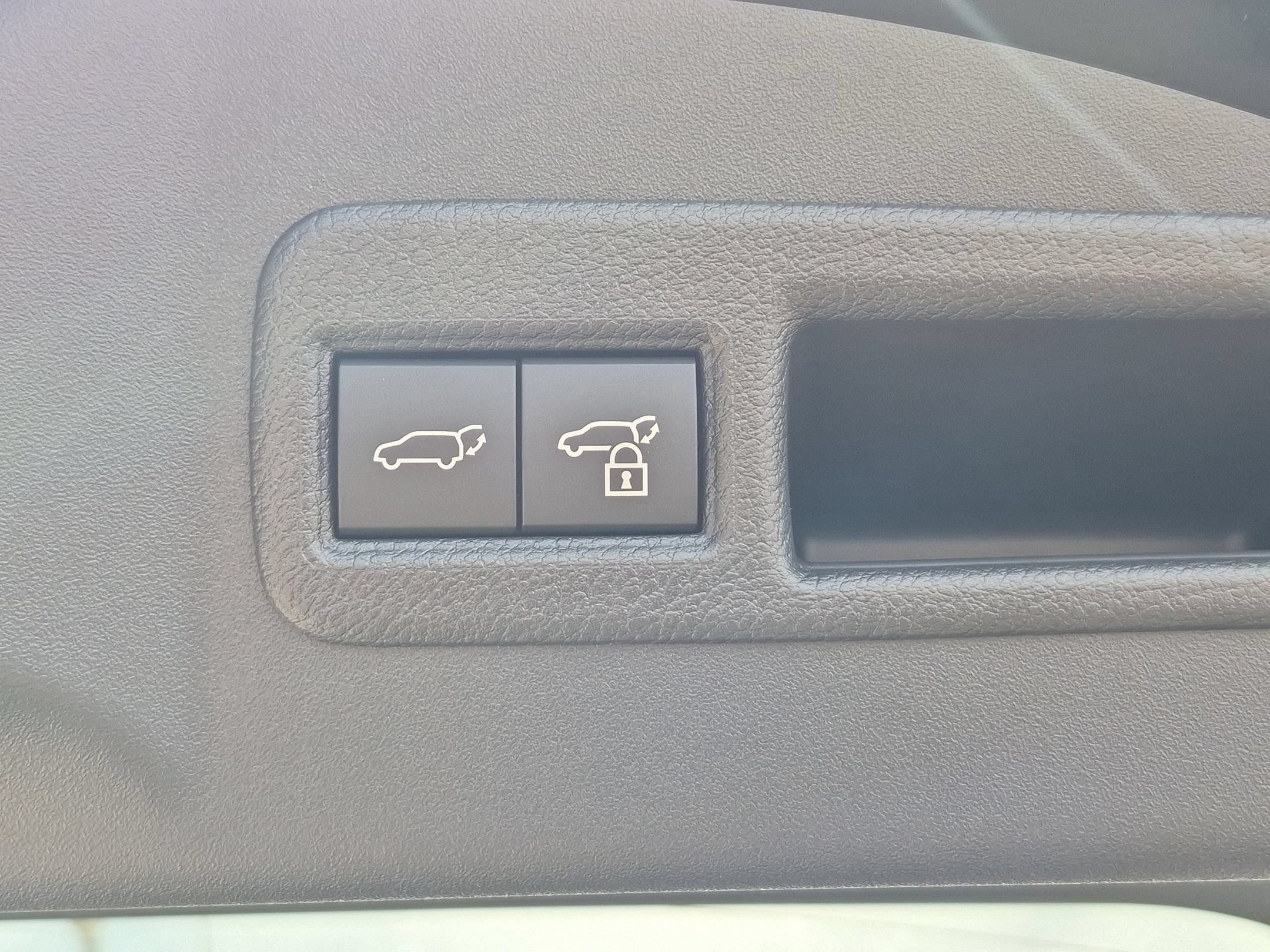 New 2026 Subaru Solterra w/ Premium Convenience Package AWD/4WD image 23