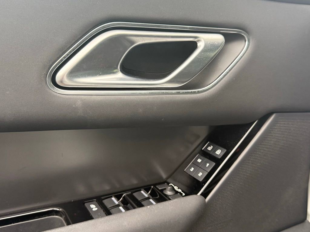Used 2024 Land Rover Range Rover Velar Dynamic SE AWD/4WD image 21