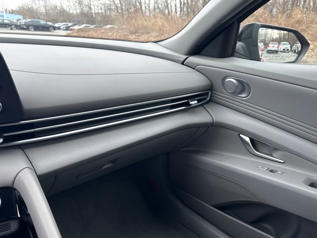 New 2026 Hyundai Elantra SEL Sport w/ Cargo Package image 31