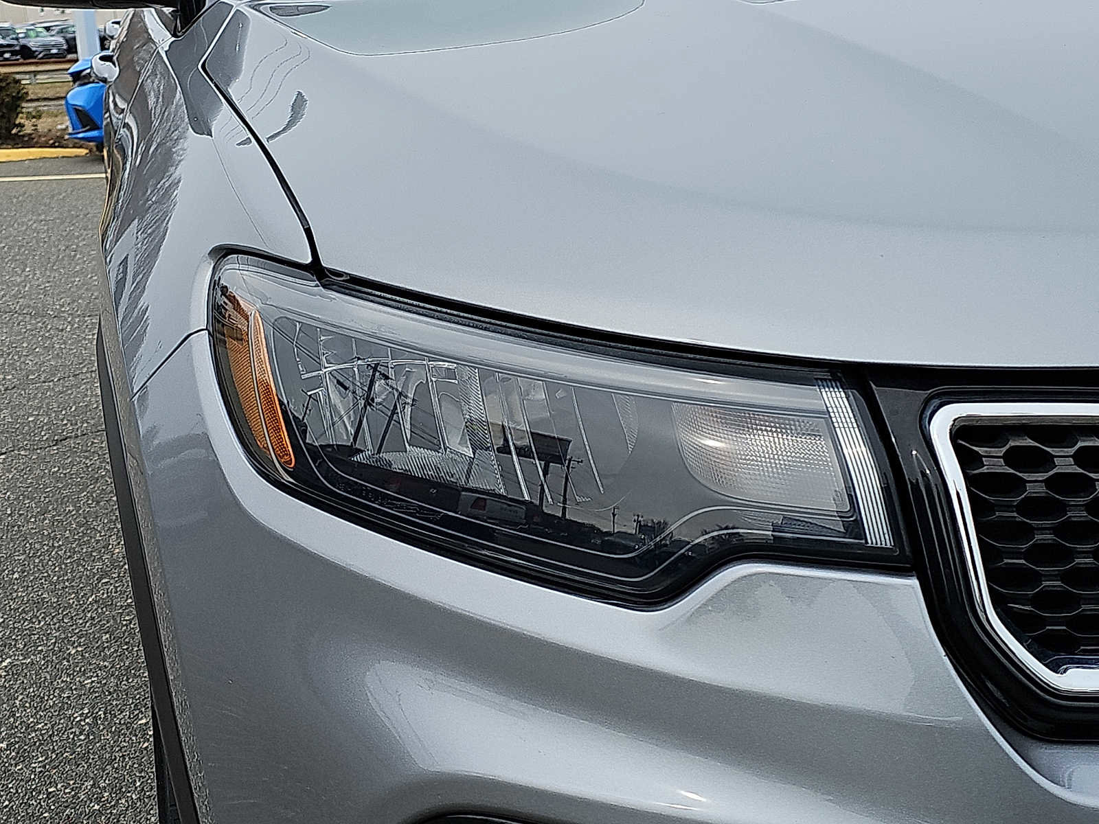 Used 2023 Jeep Compass Limited w/ Sun and Sound Group image 9