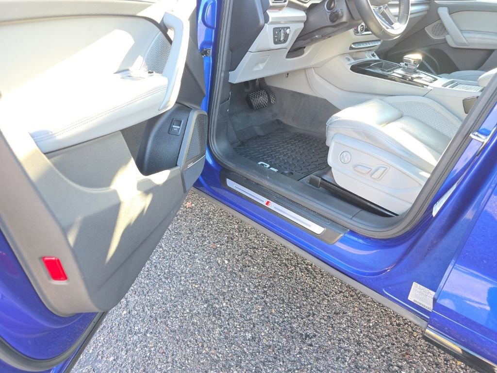 Used 2022 Audi Q5 2.0T Prestige image 11